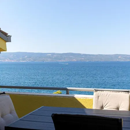 3 Bedroom Pet Friendly In Apartman *