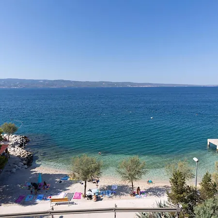 3 Bedroom Pet Friendly In