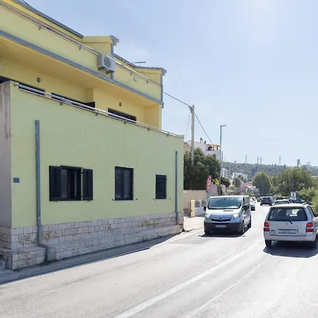 3 Bedroom Pet Friendly In Dugi Rat